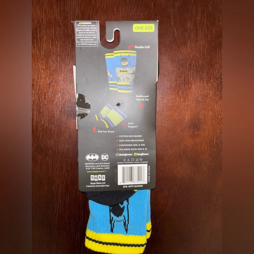 BATMAN SWAG CREW SOCKS NWT MEN’S SHOE SIZE 8-13